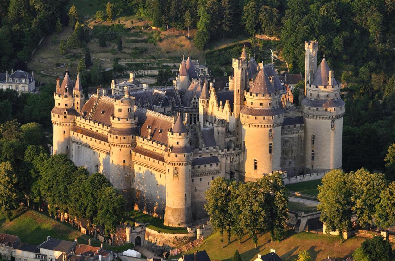 Il Etait Une Fois Pierrefonds Exterior foto